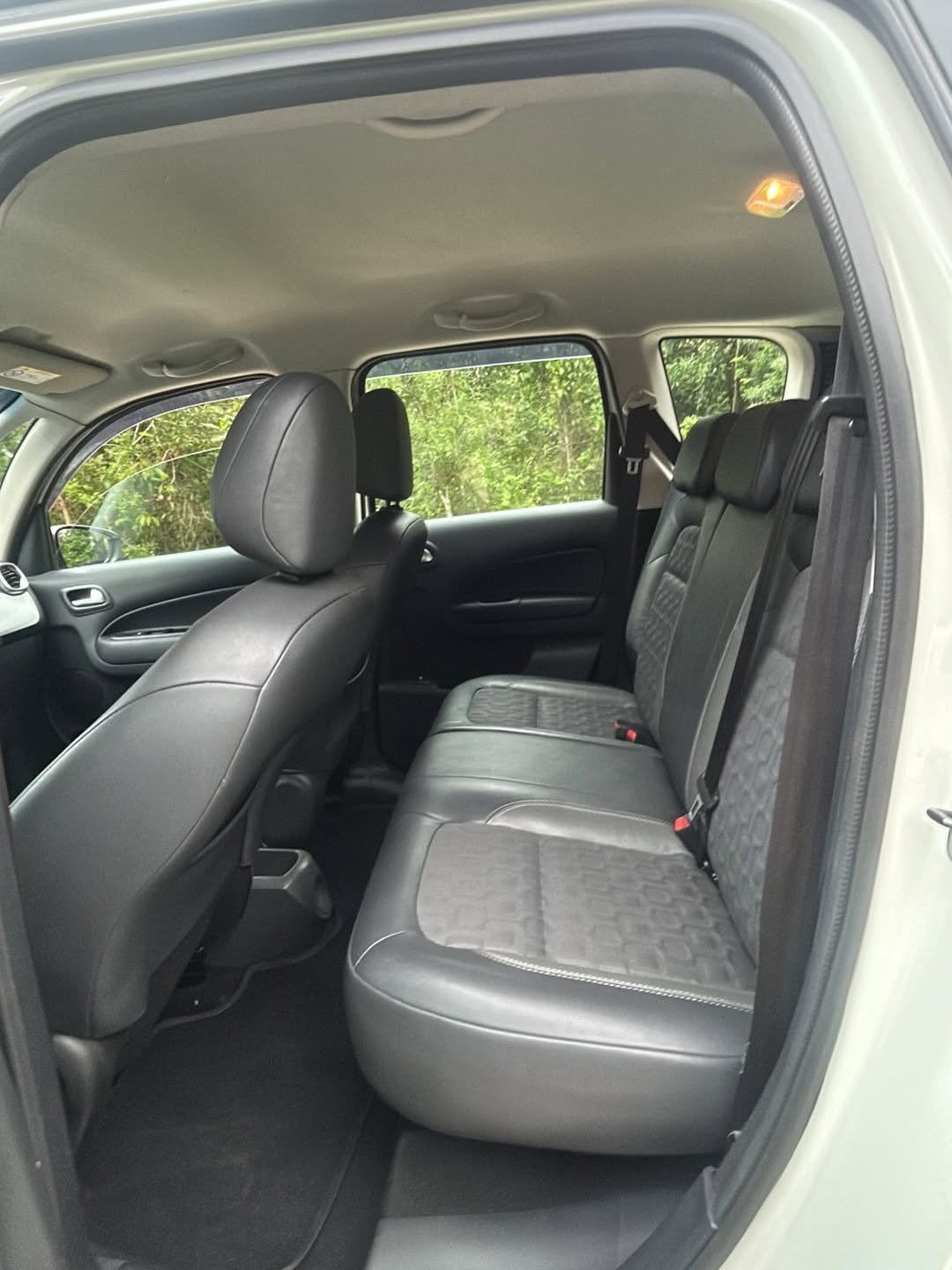 Air Cross Shine 1.6 Flex — conforto e espaço de sobra!Carro completíssimo, e com um design moder(7)