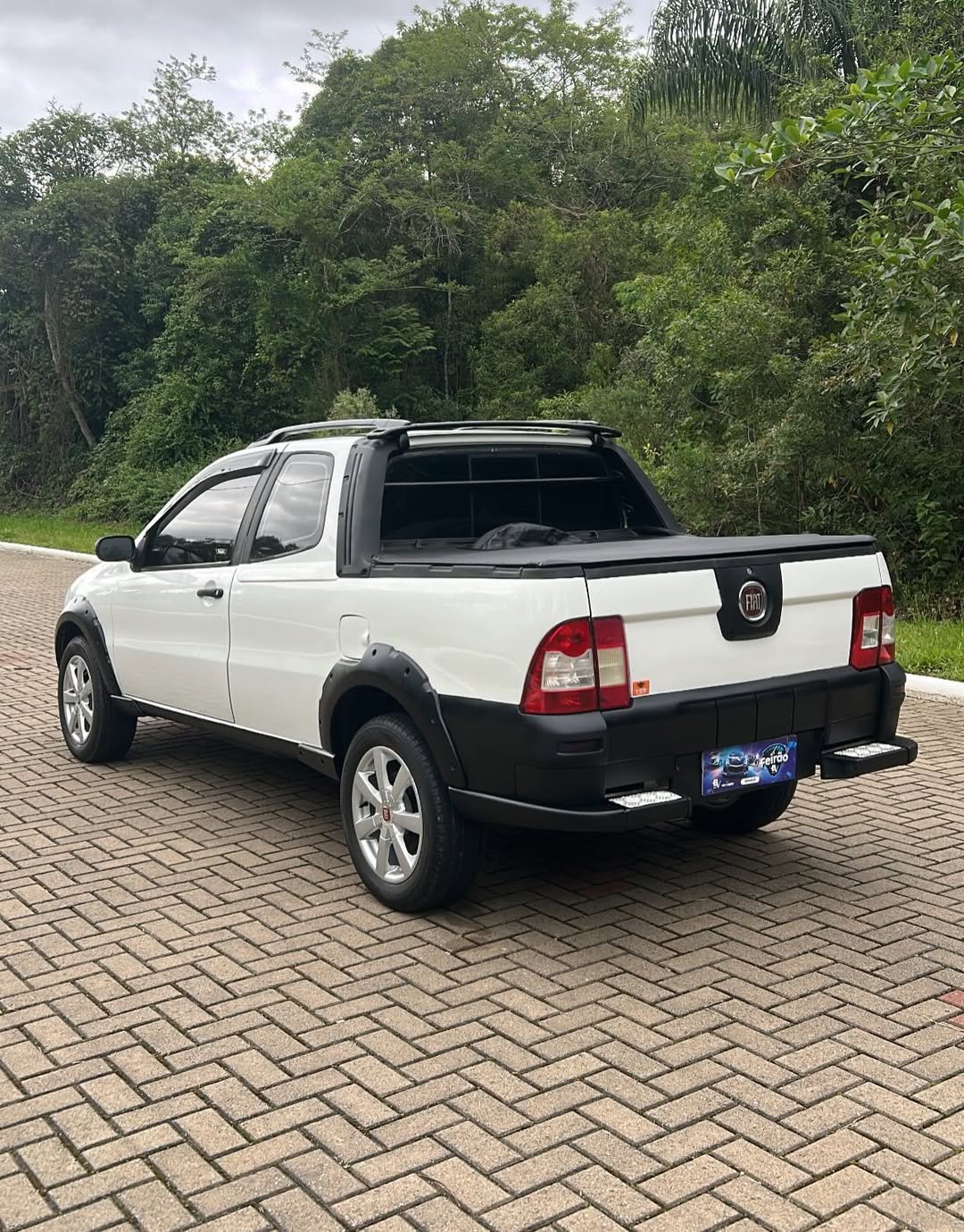 🚗 Fiat Strada Working 1.4 CD 2010💪 Motor 1.4 Fire Flex - 180.000 km rodados✅ Equipado com- • M(2)