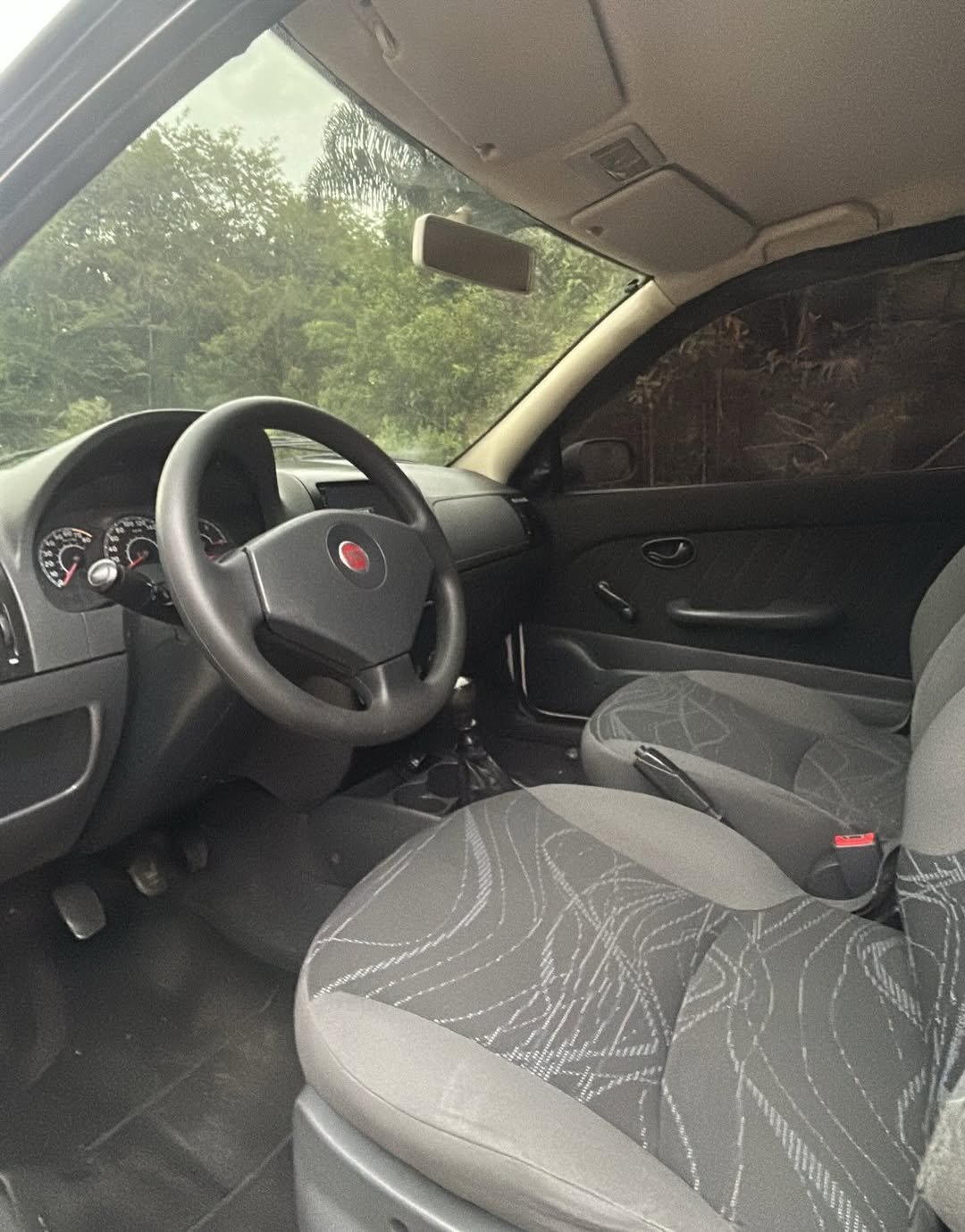 🚗 Fiat Strada Working 1.4 CD 2010💪 Motor 1.4 Fire Flex - 180.000 km rodados✅ Equipado com- • M(5)