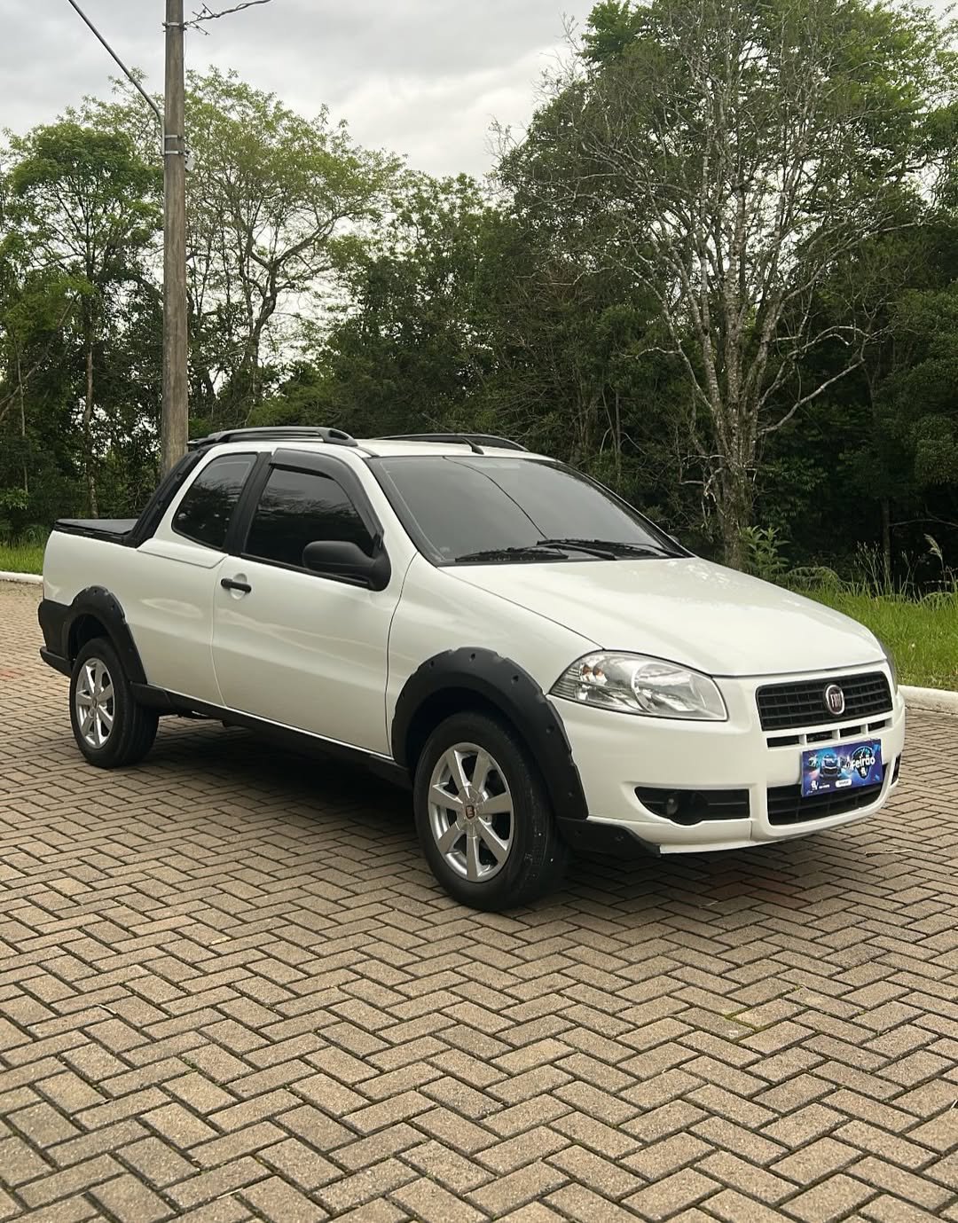 🚗 Fiat Strada Working 1.4 CD 2010💪 Motor 1.4 Fire Flex - 180.000 km rodados✅ Equipado com- • M(7)