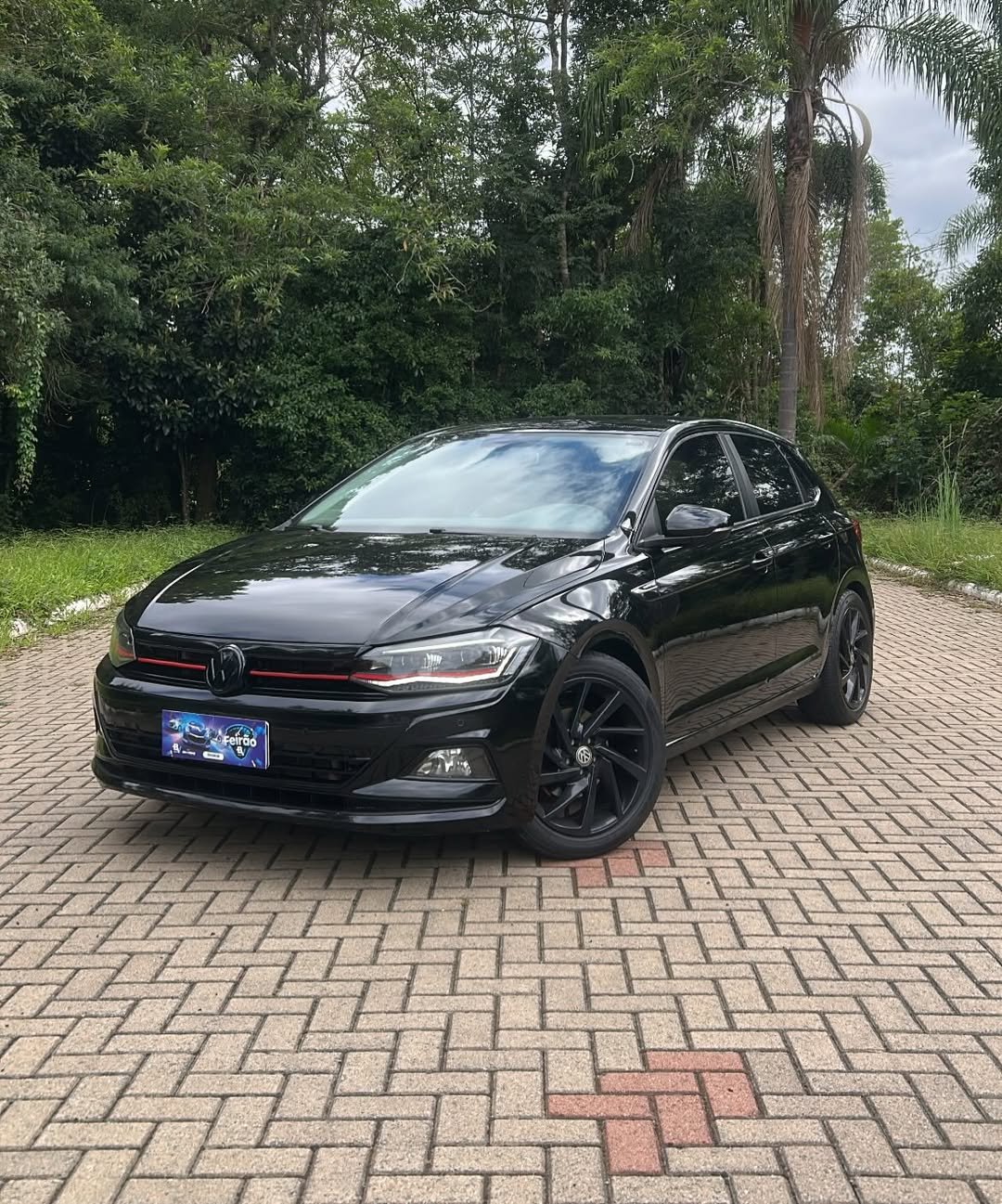 VW-Polo-200-Tsi-Com-varios-upgrades-🔥-Farois-e-bodykit-na-versao-GTS