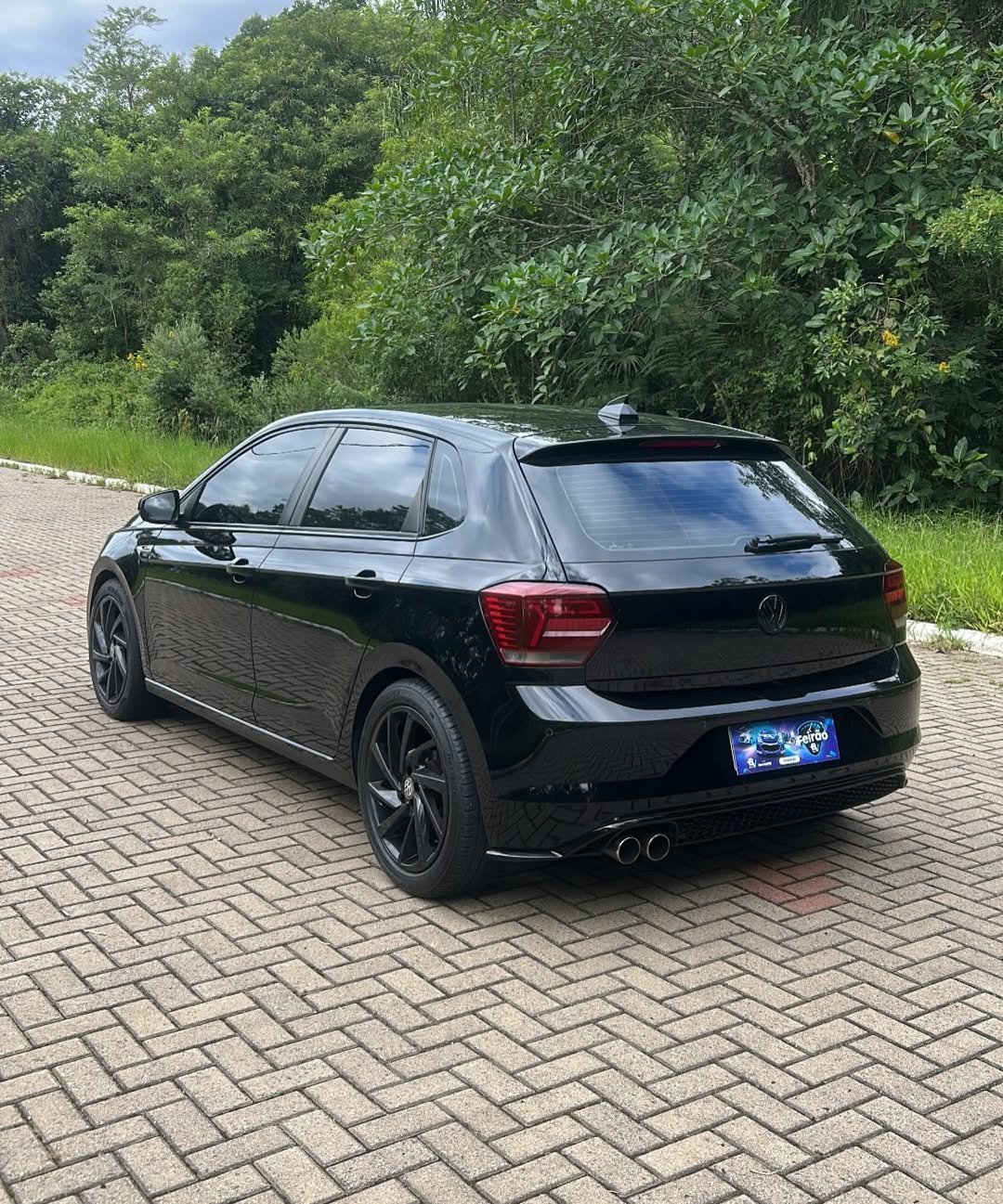 VW-Polo-200-Tsi-Com-varios-upgrades-🔥-Farois-e-bodykit-na-versao-GTS1