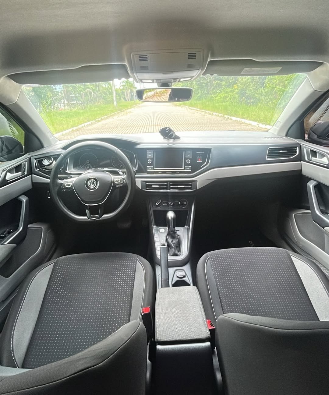 VW-Polo-200-Tsi-Com-varios-upgrades-🔥-Farois-e-bodykit-na-versao-GTS3